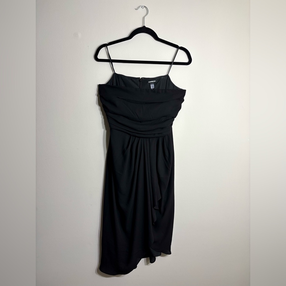 Express Black Ruched Sheath Strapless Dress